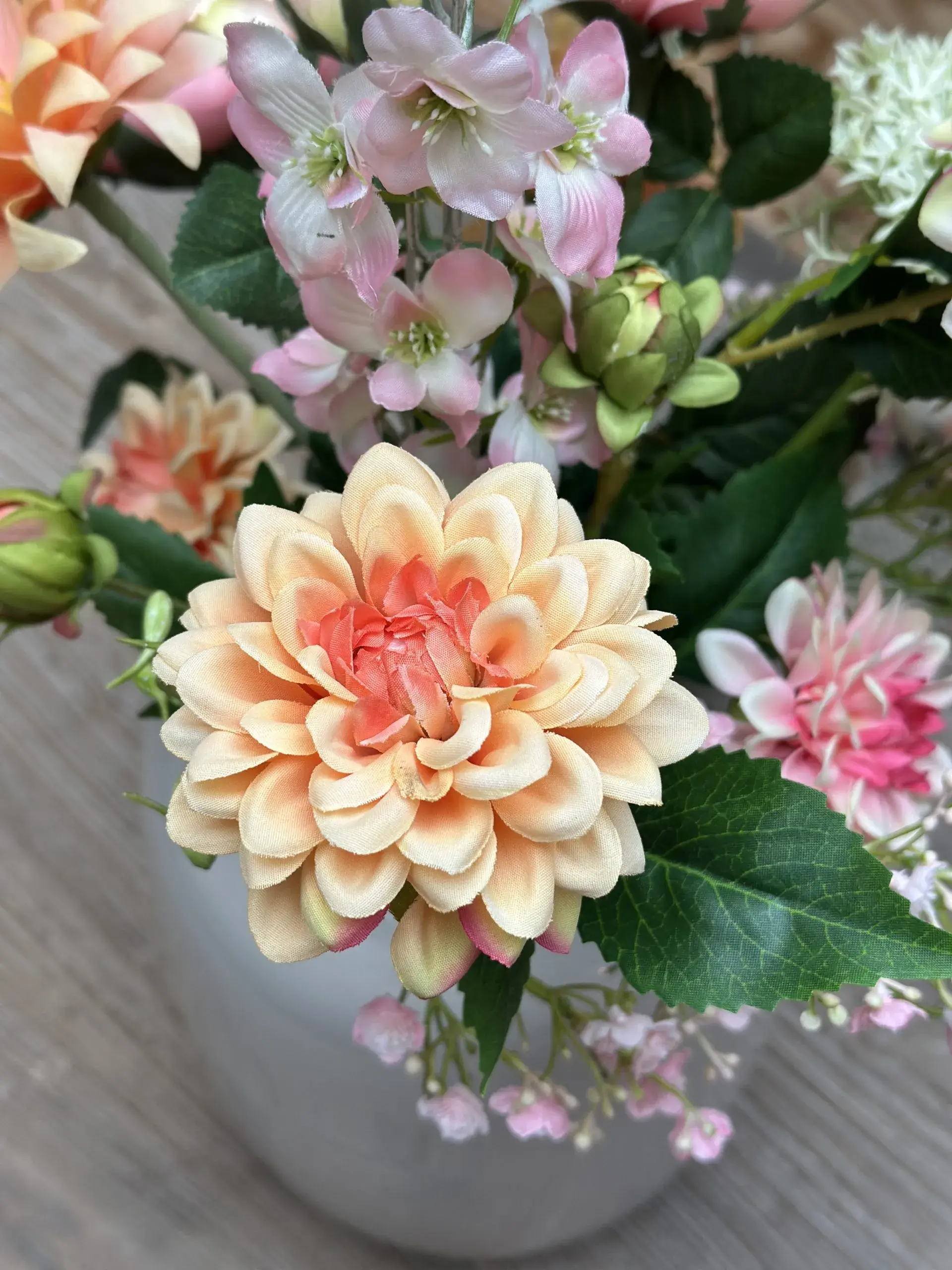 Zijden bloemen boeket in Voorburg
