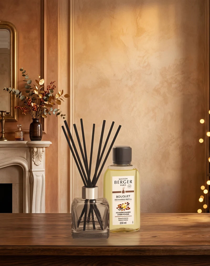 Combi aanbieding Parfumsticks Poussière d'Ambre 100ml plus 200ml van Maison Berger bij de Zijden Boutique in Delft