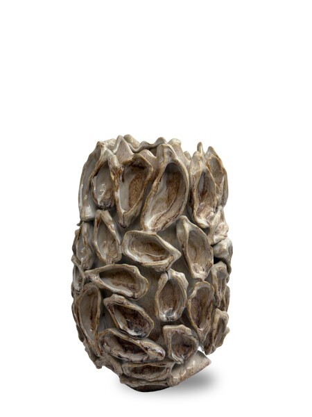 Peri Living Oyster beige vaas met schelpstructuur verkrijgbaar bij de zijden boutique in Delft